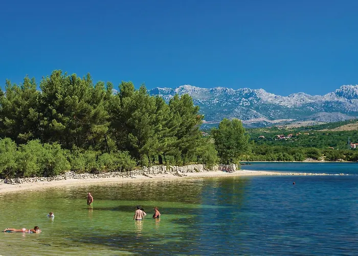 Σπίτι διακοπών 2 Bedroom Beautiful In *