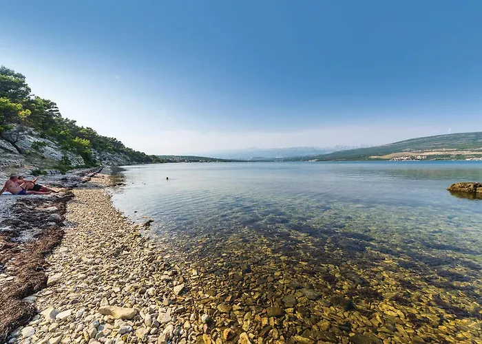 Semesterbostad 2 Bedroom Beautiful In Pridraga